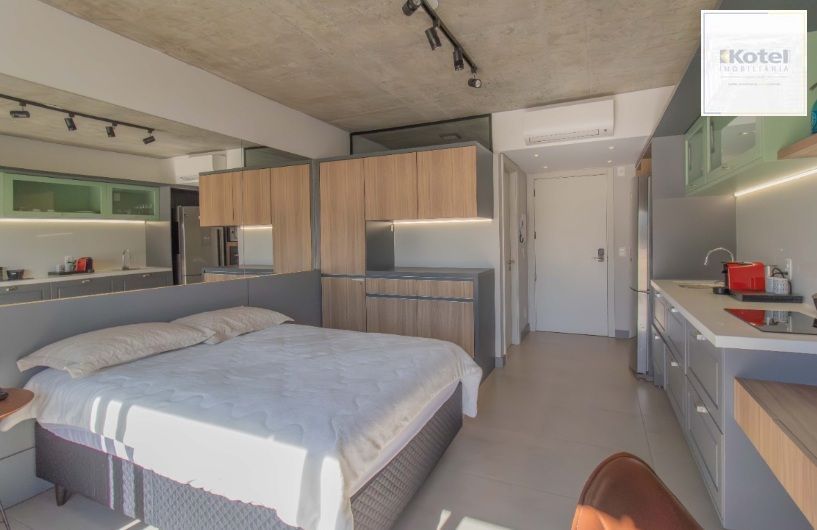 Apartamento studio mobiliado e equipado no bairro Menino Deus!