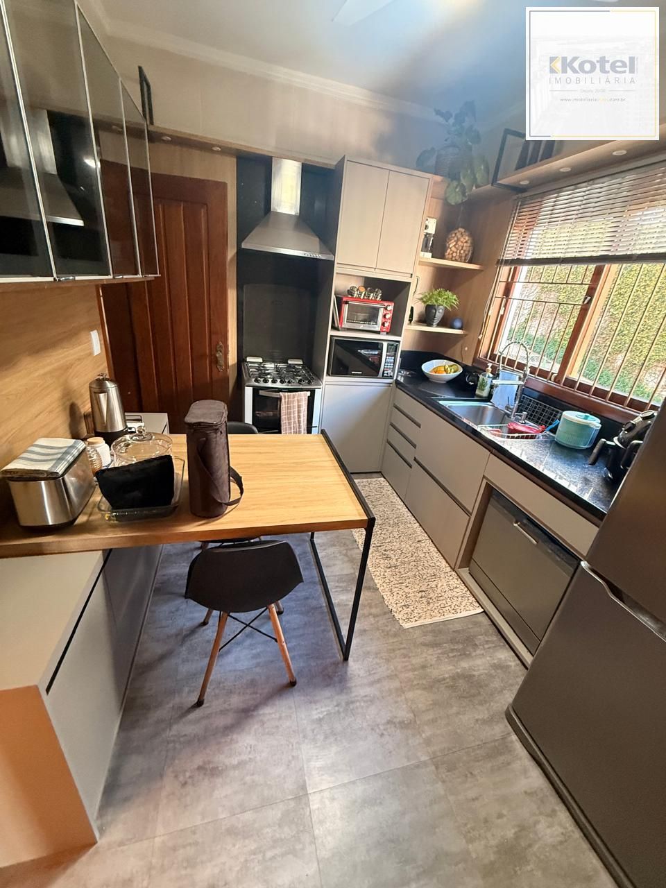 Casa 3 dormitórios semimobiliada à venda na Vila Conceição com 232m2– Conforto, elegância