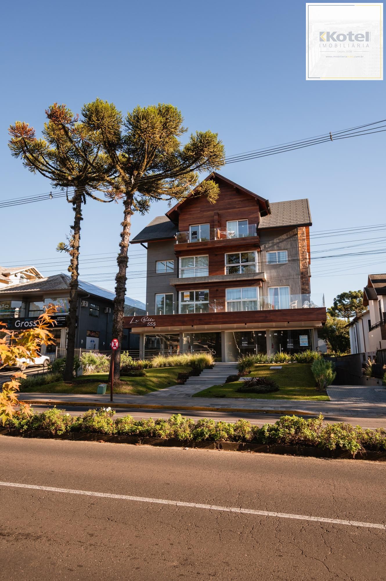 Apartamento 1 dormitório com churrasqueira em Gramado