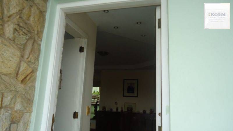 Casa para Venda - 400m², 4 dormitórios, sendo 1 suites, 4 vagas - Jardim Sabará