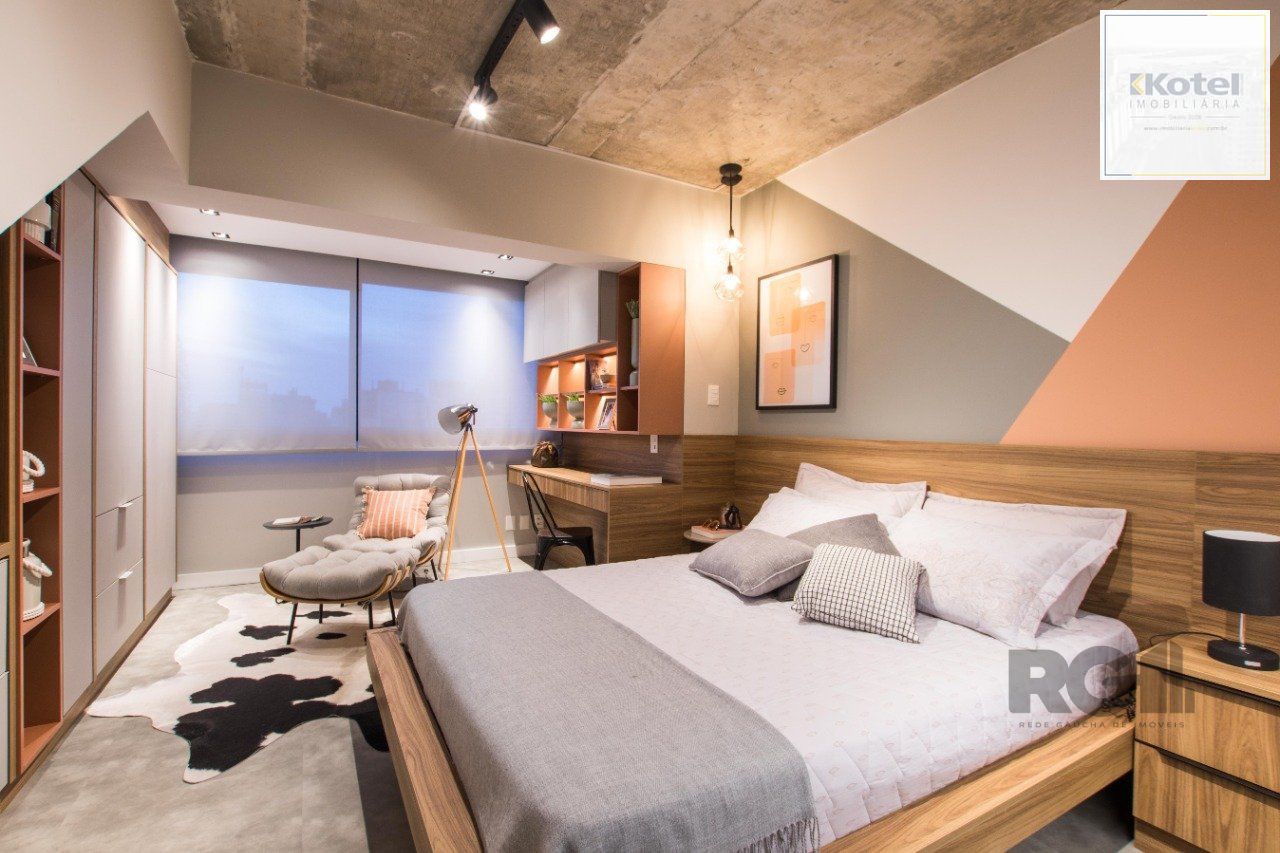 Apartamento Duplex no Bairro Menino Deus - Cobertura 1D — foto 2