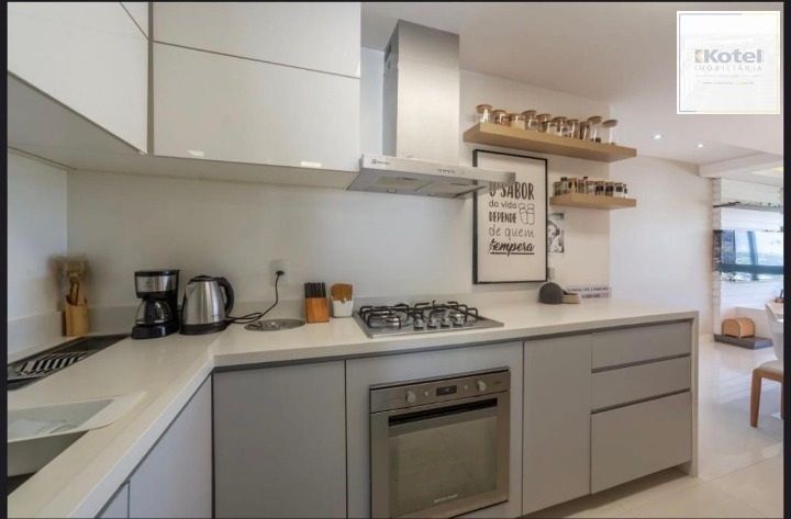Apartamento de alto padrão com 3 dormitórios e 2 vagas no bairro Tristeza — foto 4