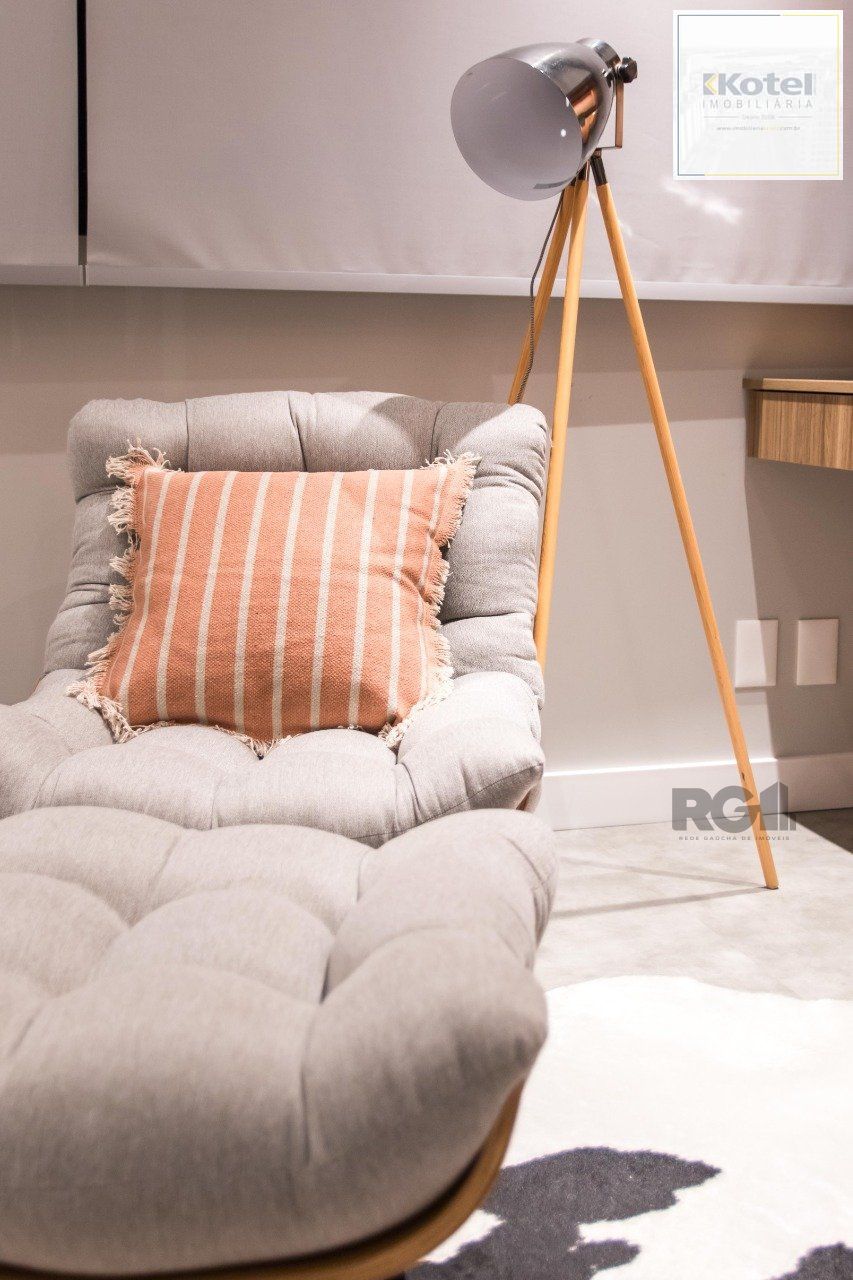 Apartamento Duplex no Bairro Menino Deus - Cobertura 1D — foto 5