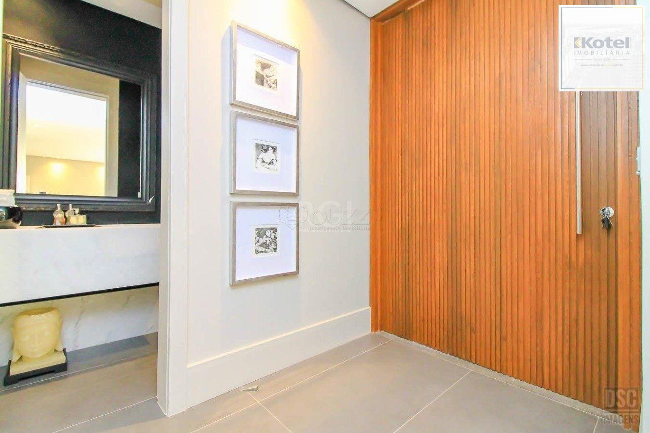 Casa para Venda - 238m², 3 dormitórios, sendo 3 suites, 6 vagas - Três Figueiras — foto 5