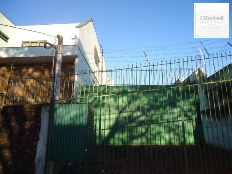 Casa Comercial para Venda - 400m², 5 dormitórios, sendo 1 suites, 4 vagas - Camaquã