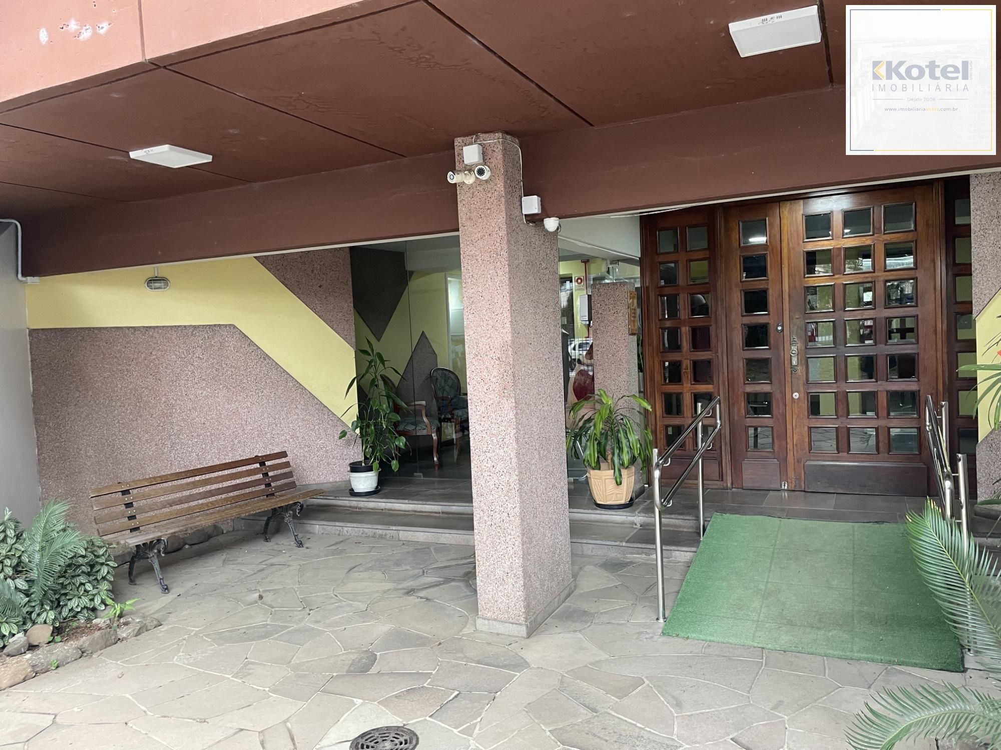 Apartamento no  bairro Menino Deus com 3 dormitórios com vaga e elevador — foto 5