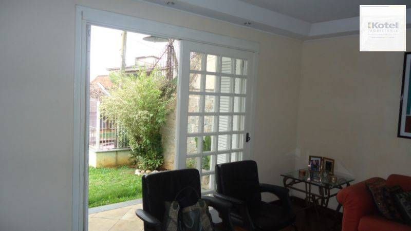 Casa para Venda - 400m², 4 dormitórios, sendo 1 suites, 4 vagas - Jardim Sabará