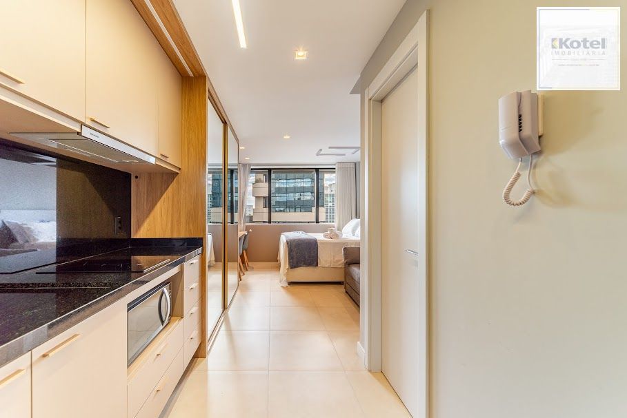 Loft no Condomínio Carlos Gomes Square no bairro Três Figueiras
