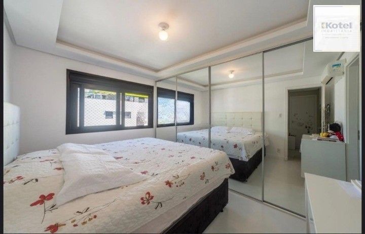 Apartamento de alto padrão com 3 dormitórios e 2 vagas no bairro Tristeza — foto 5
