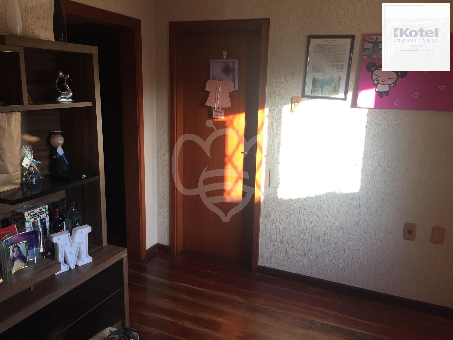 Casa para Venda - 265m², 4 dormitórios, 5 vagas - — foto 2