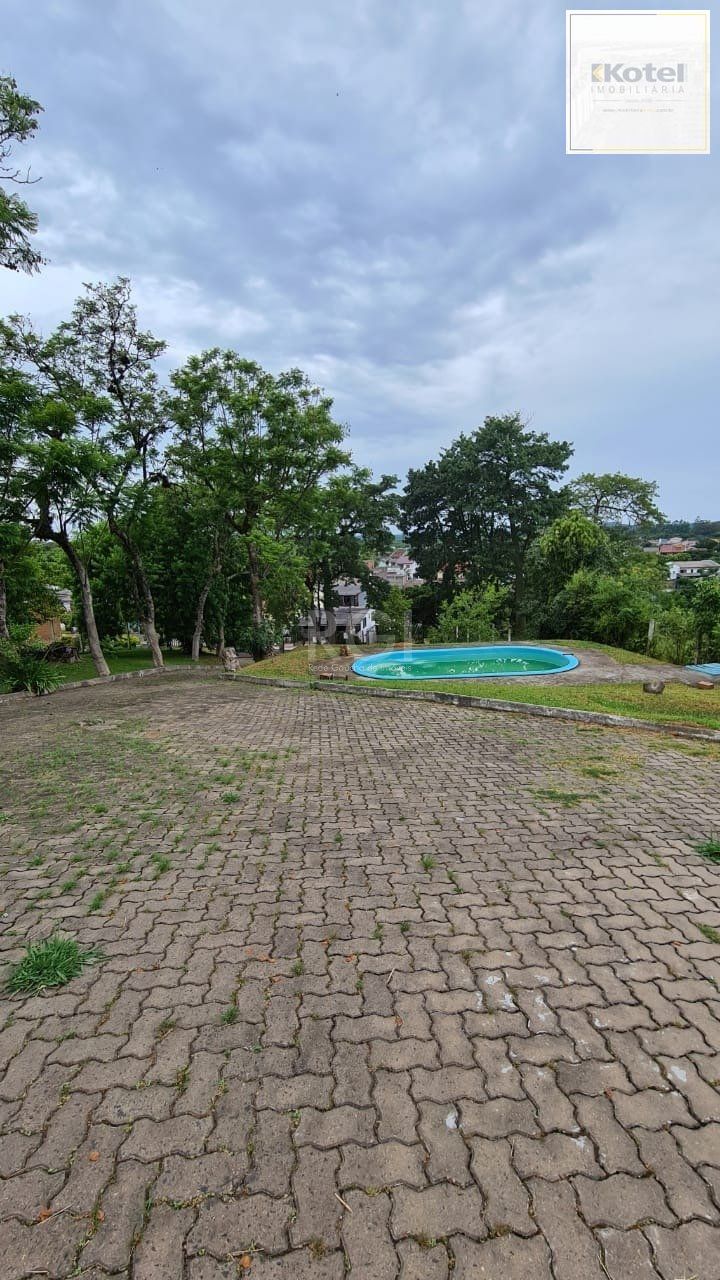 Sobrado para Venda - 200m², 3 dormitórios, sendo 1 suites, 3 vagas - Belém Novo