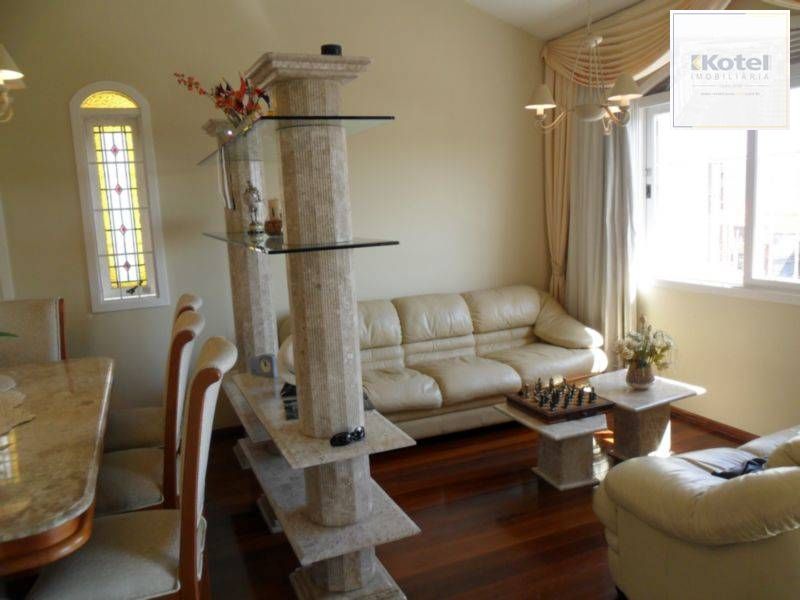 Casa para Venda - 348m², 3 dormitórios, sendo 1 suites, 2 vagas - Medianeira — foto 3