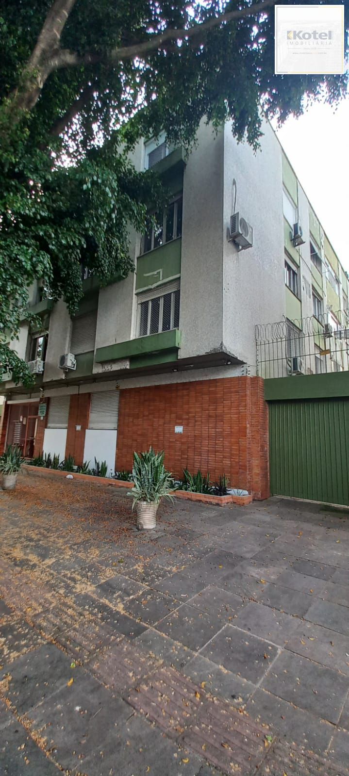 Apartamento 3 dormitótios com elevador e garagem coberta no bairro Rio Branco