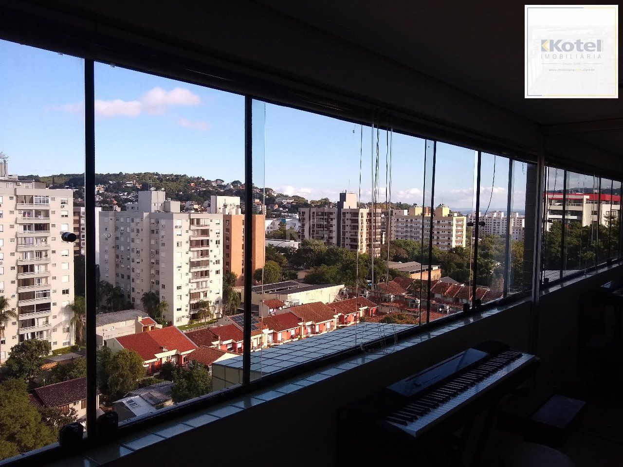Apartamento para Venda - 100.49m², 3 dormitórios, sendo 1 suites, 2 vagas - Tristeza — foto 2