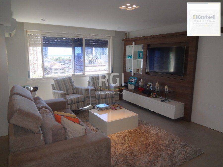 Cobertura para Venda - 267m², 3 dormitórios, sendo 1 suites, 2 vagas - Menino Deus — foto 4