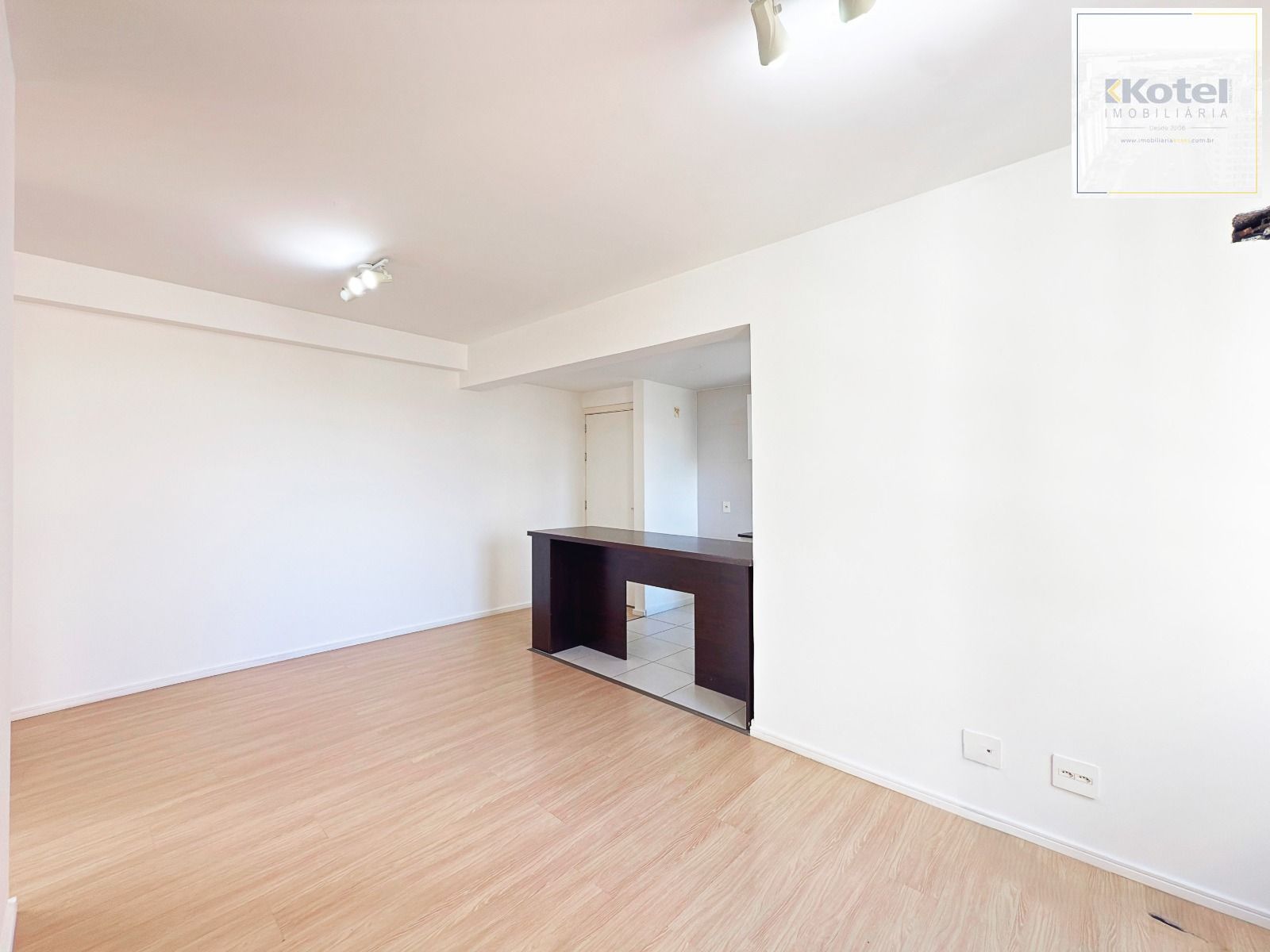 Apartamento 2 dormitórios com vaga e elevador — foto 4