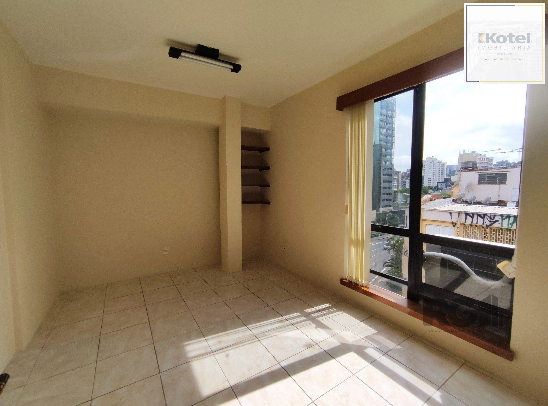 Conjunto/Sala para Venda - 24.54m², 0 dormitórios, Auxiliadora — foto 2