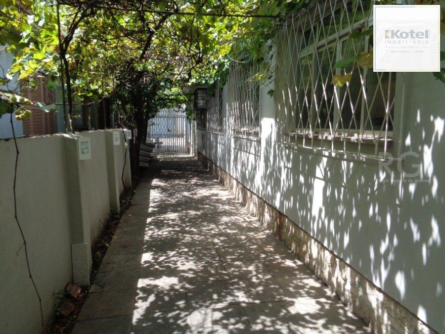 Casa para Venda - 200m², 3 dormitórios, 2 vagas - Navegantes — foto 4