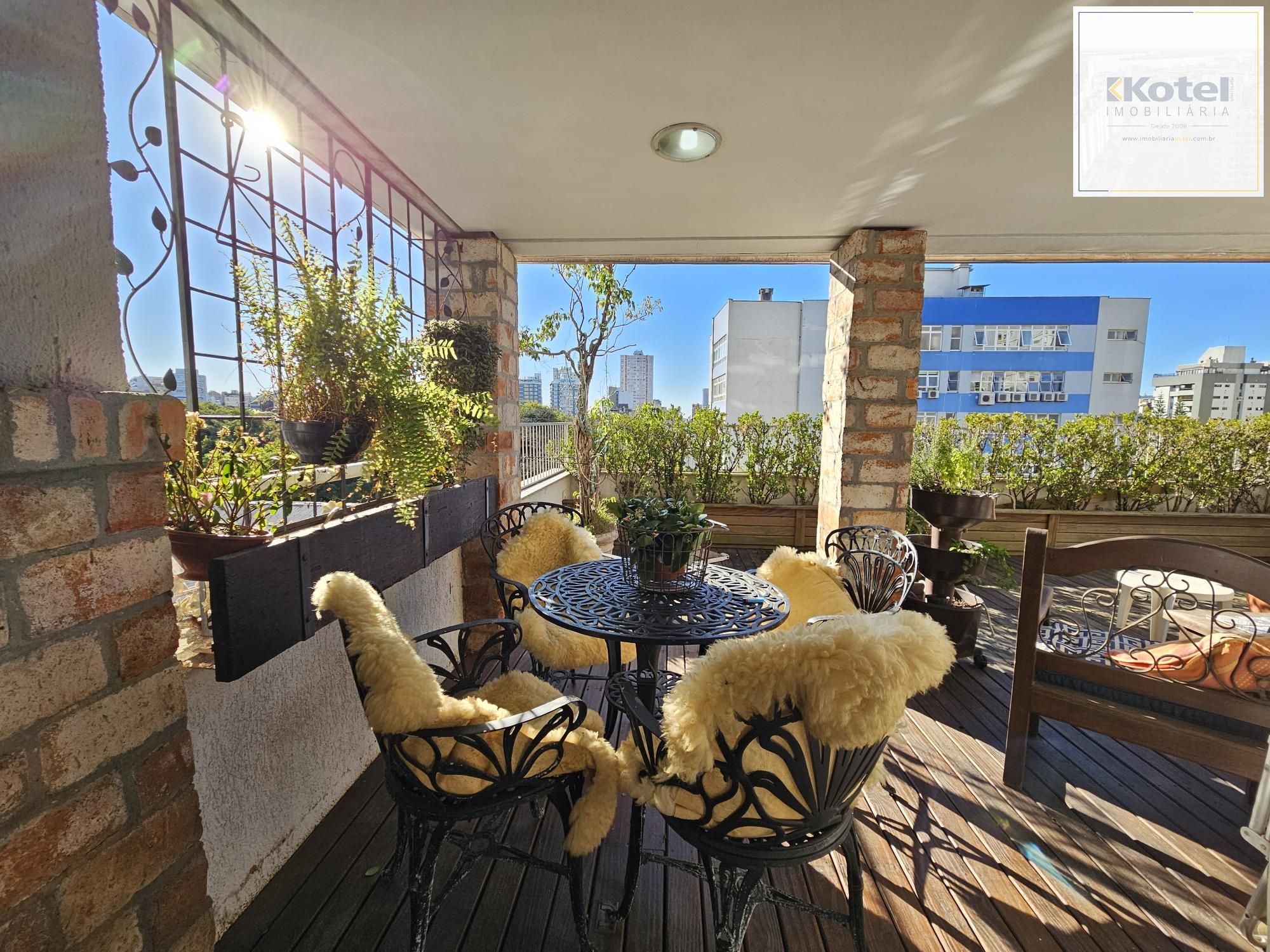 Cobertura 2 quartos à venda, 172m², Moinhos de Vento - Porto Alegre