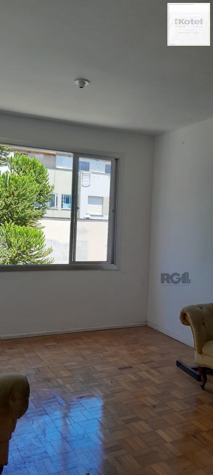 AP 3 DORM SEMIMOBILIADO BAIRRO SANTA CECÍLIA