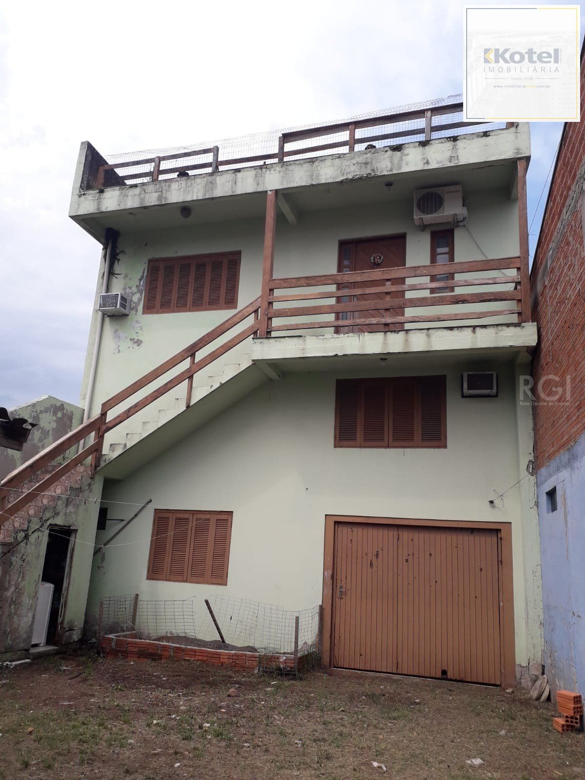 Casa para Venda - 350m², 3 dormitórios, sendo 1 suites, 9 vagas - Vila Silveira Martins
