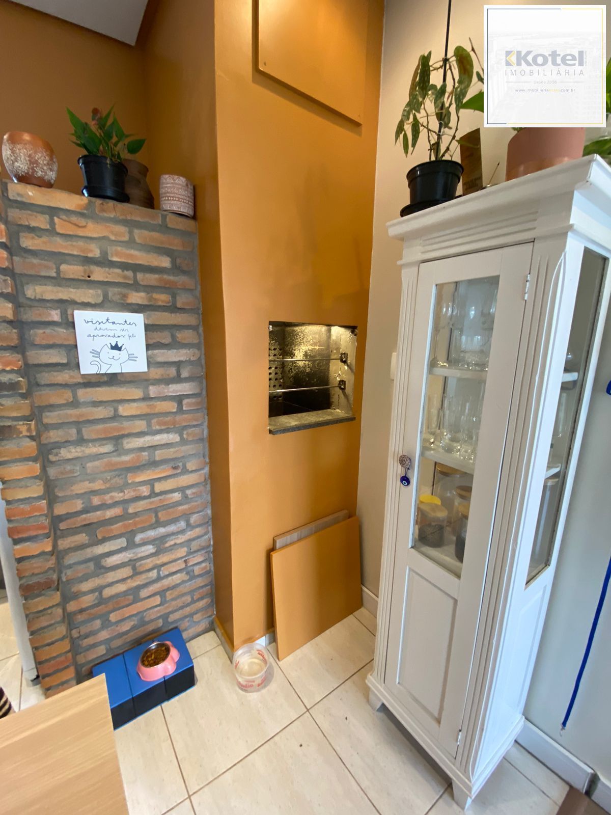 Apartamento 1 dormitório com vaga e elevador no Petrópolis