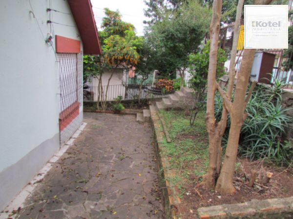 Casa 3 dormitórios perto da PUC/Cristiano Fischer