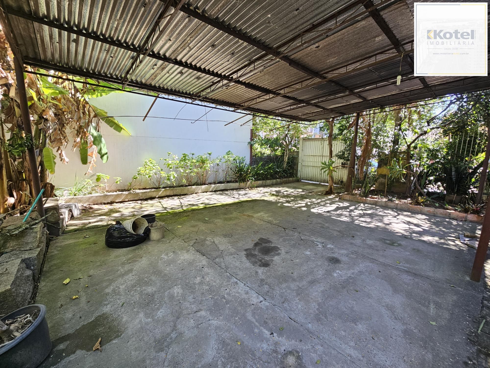 Casa  03 dormitórios  com suite e 02 vagas  no Bairro Mont Serrat — foto 3