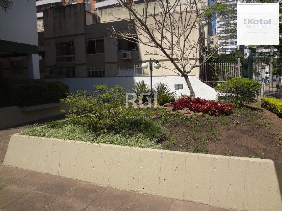 Cobertura para Venda - 267m², 3 dormitórios, sendo 1 suites, 2 vagas - Menino Deus — foto 2