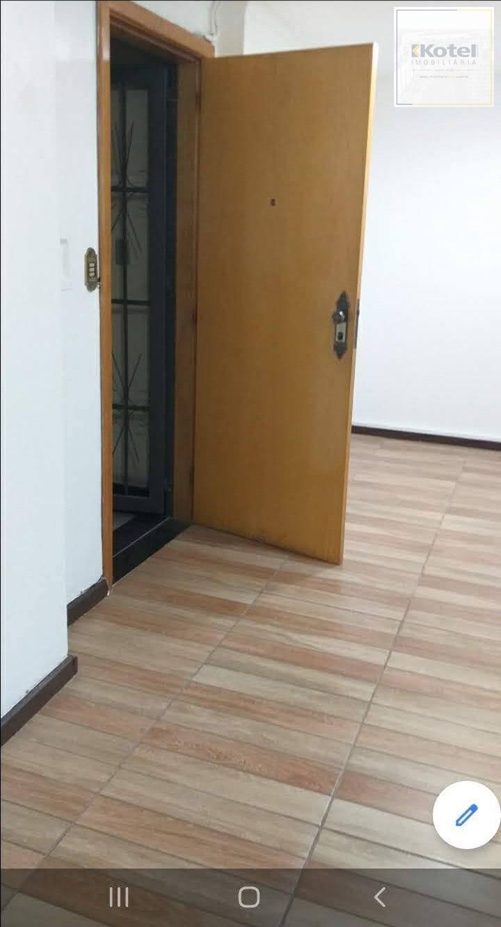 Sala comercial no Centro, próximo da Prefeitura