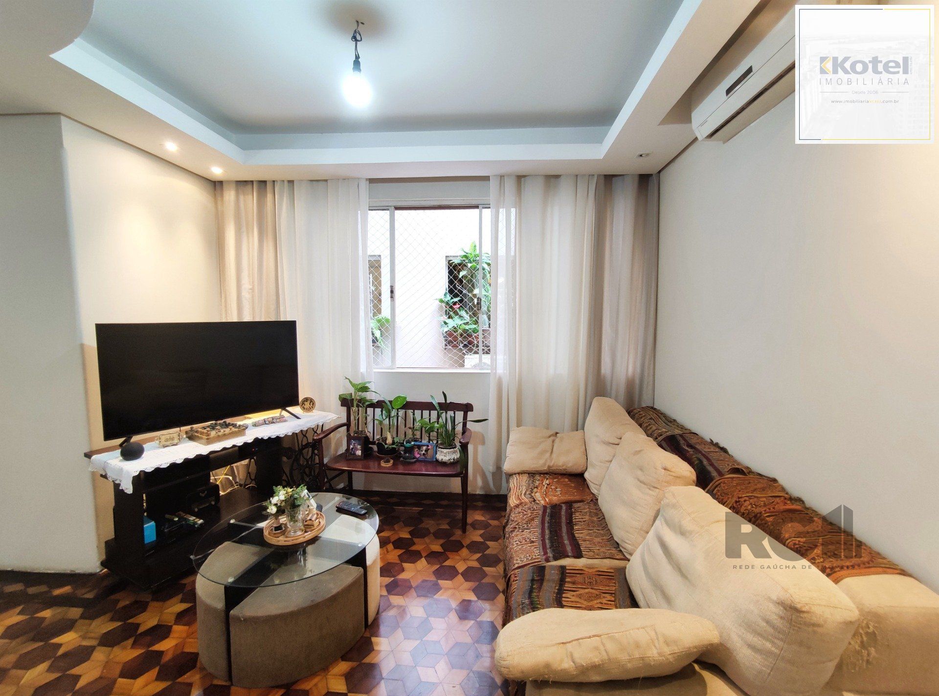 Apartamento 3 dormitórios com churrasqueira no Bom Fim