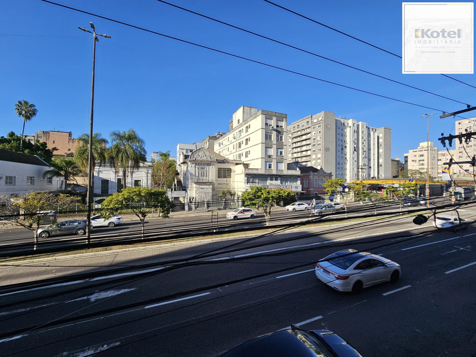 Apartamento 3 dormitórios, com elevador e em frente a Redenção — foto 2