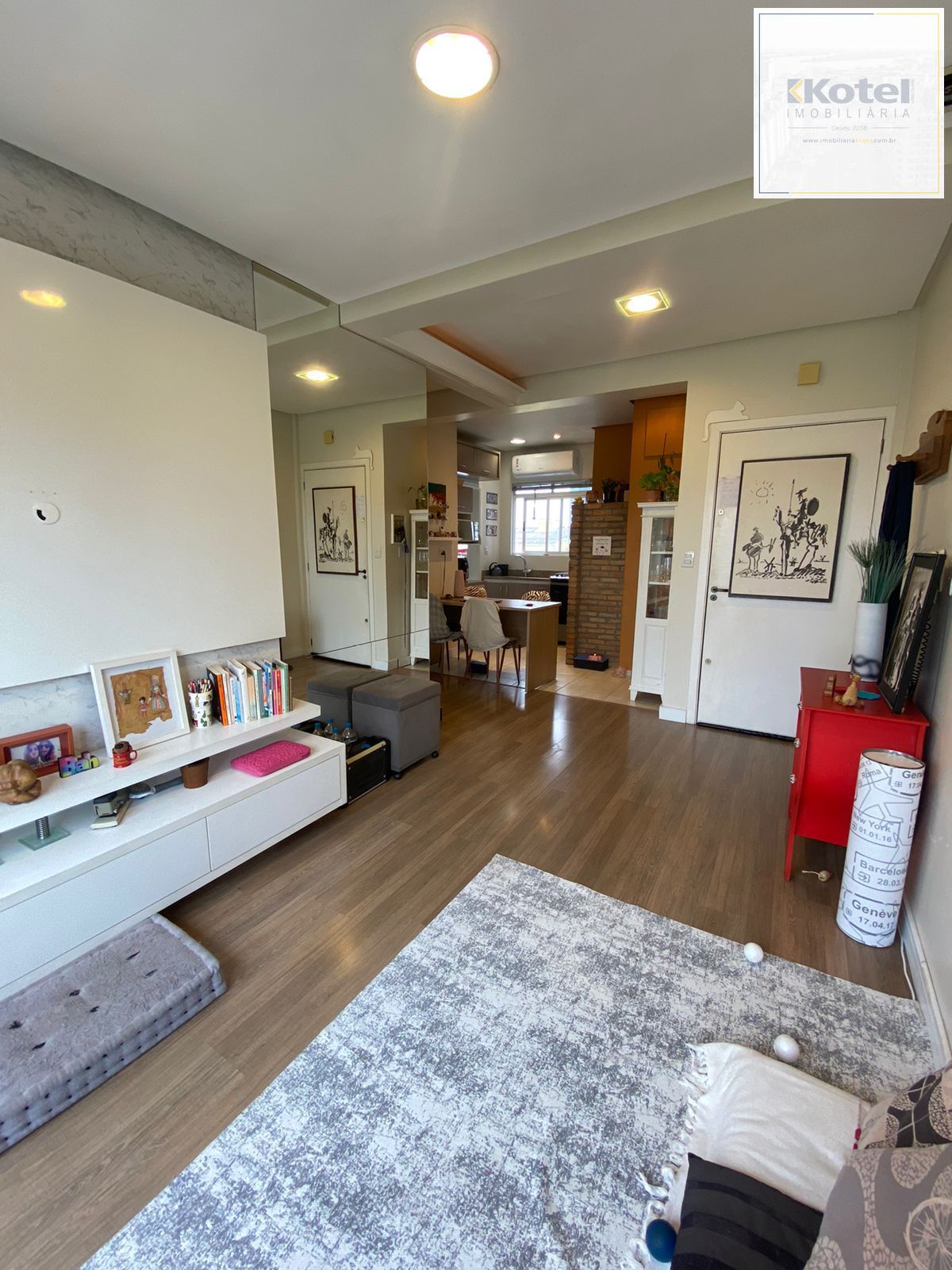 Apartamento 1 dormitório com vaga e elevador no Petrópolis