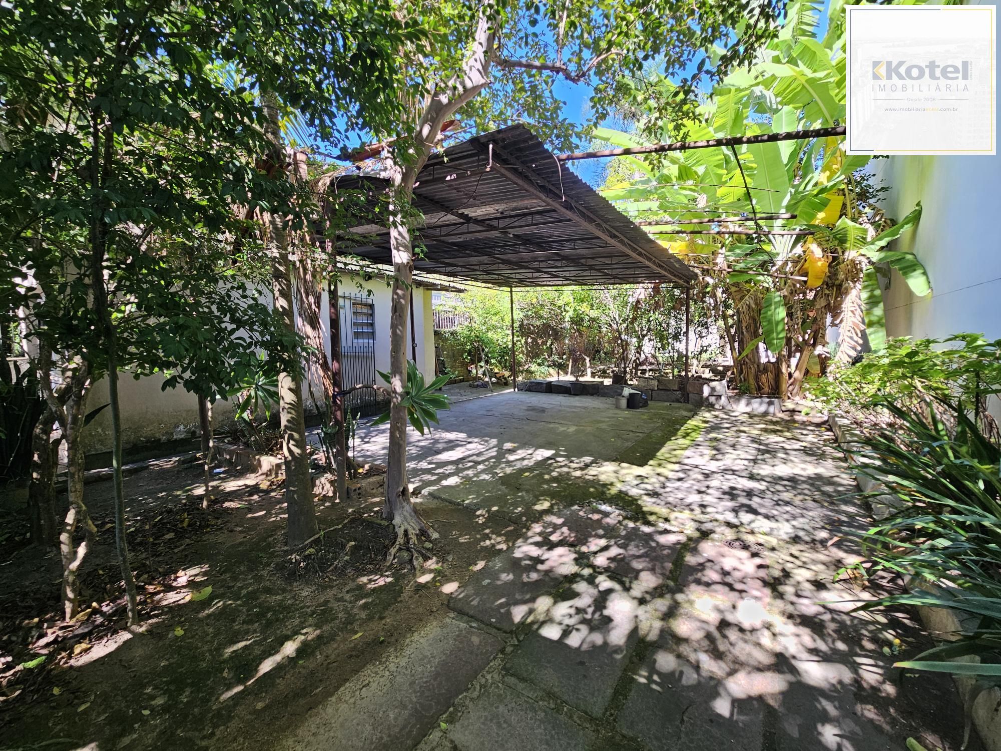 Casa  03 dormitórios  com suite e 02 vagas  no Bairro Mont Serrat — foto 2