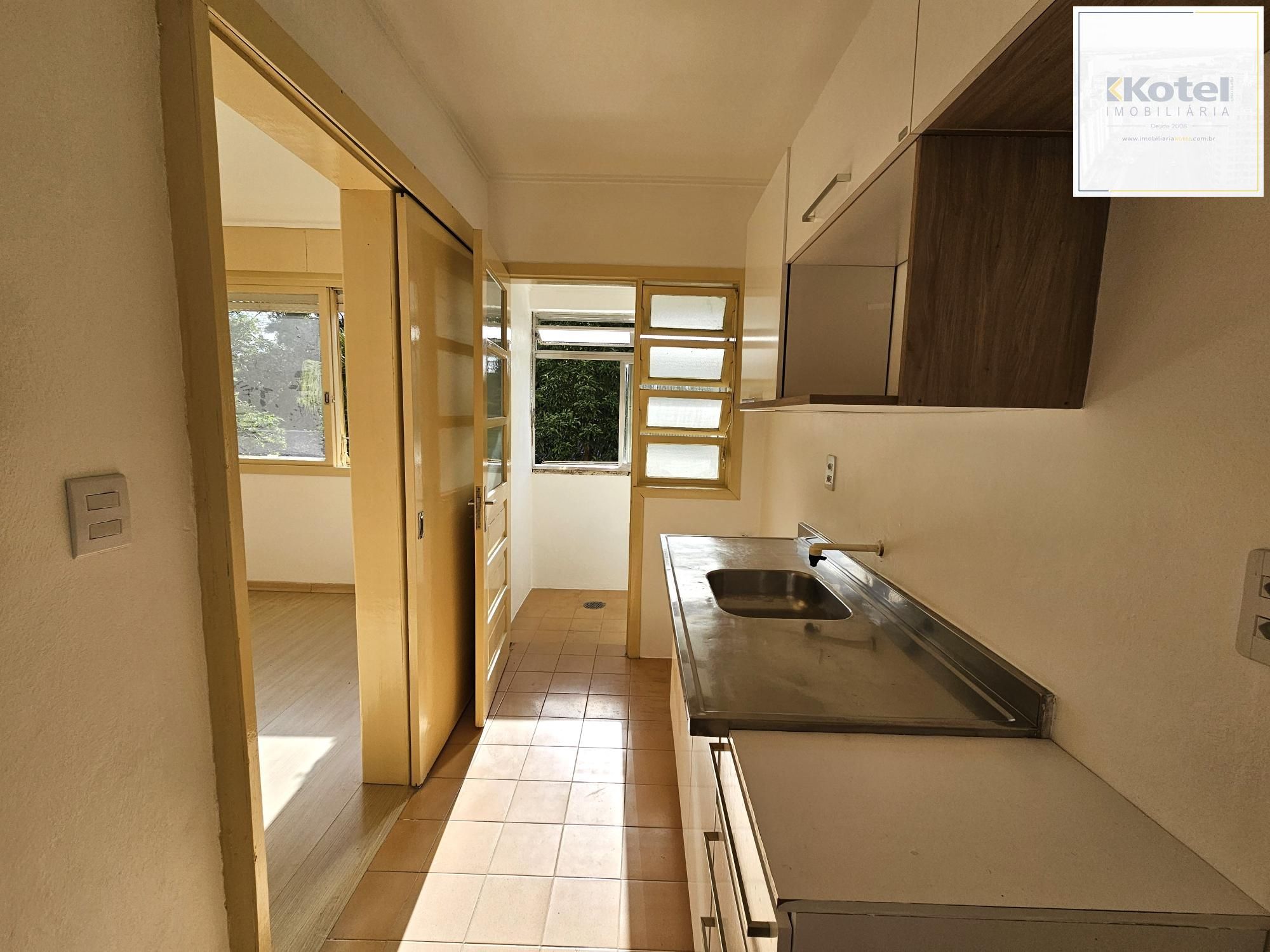 APARTAMENTO ENSOLARADO A POUCOS METROS DO PARQUE MARINHA E DO BEIRA RIO — foto 5