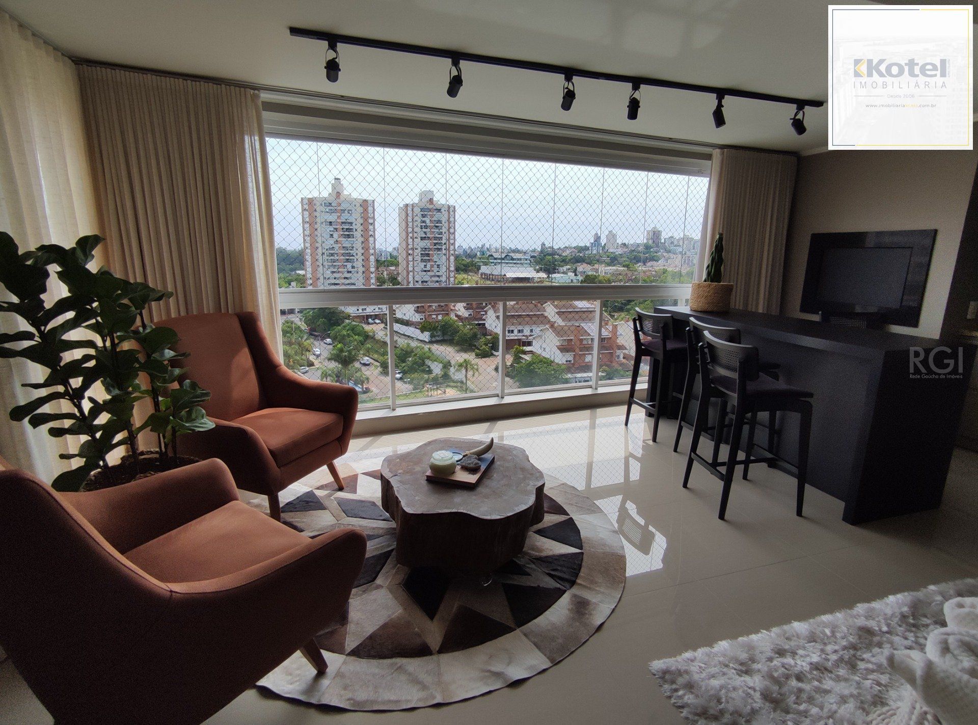 Apartamento para Venda - 162.53m², 3 dormitórios, sendo 3 suites, 2 vagas - Jardim Do Salso