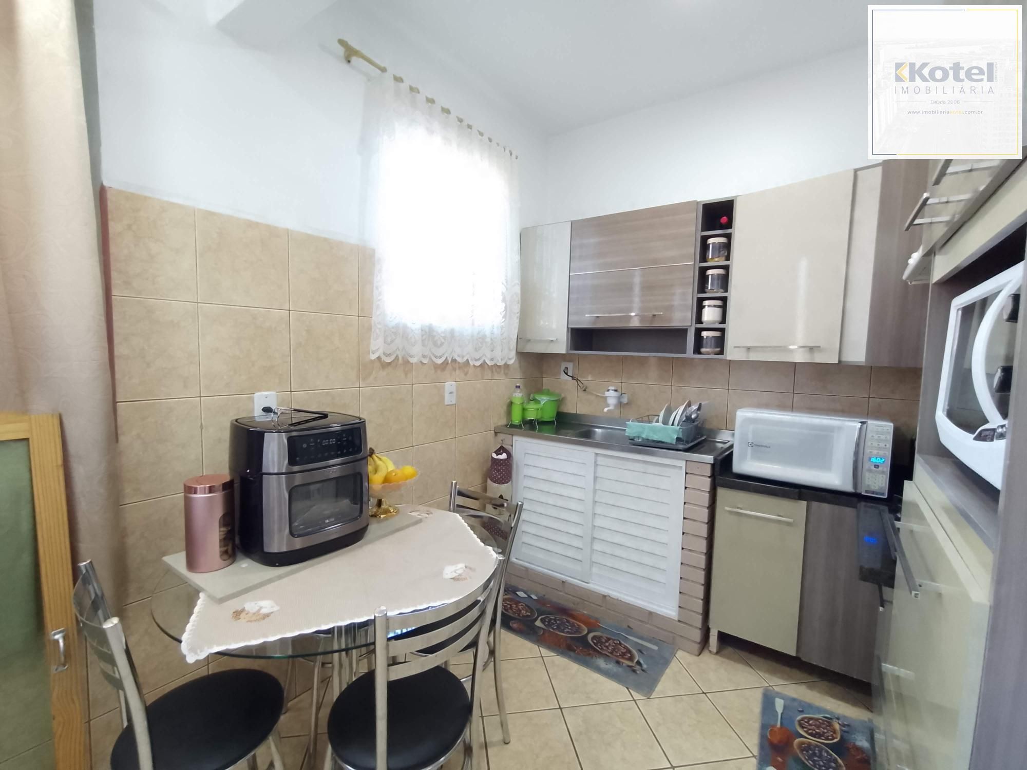 Apartamento 2 dormitórios reformado no Passo D'Areia — foto 5