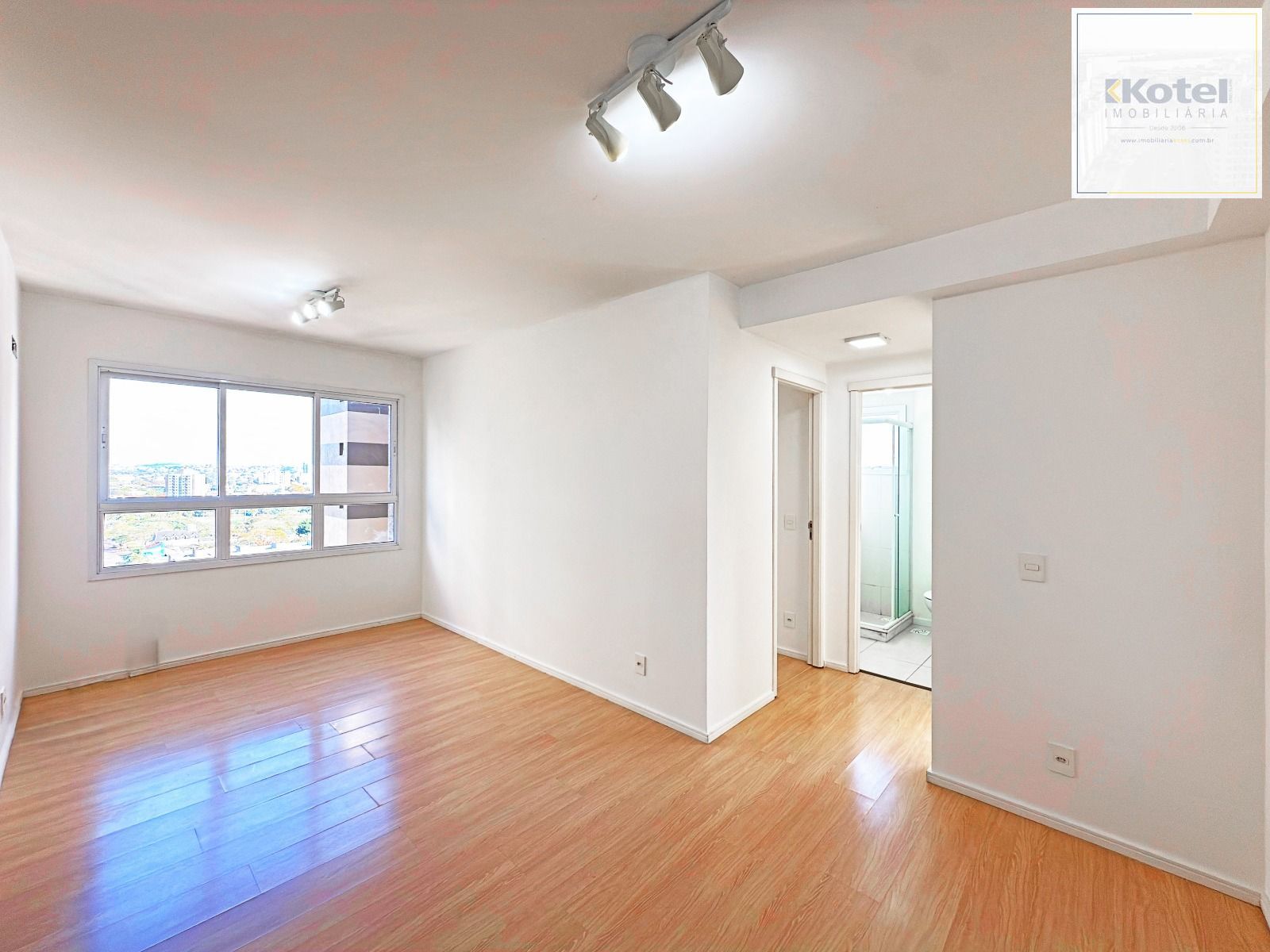 Apartamento 2 dormitórios com vaga e elevador — foto 3