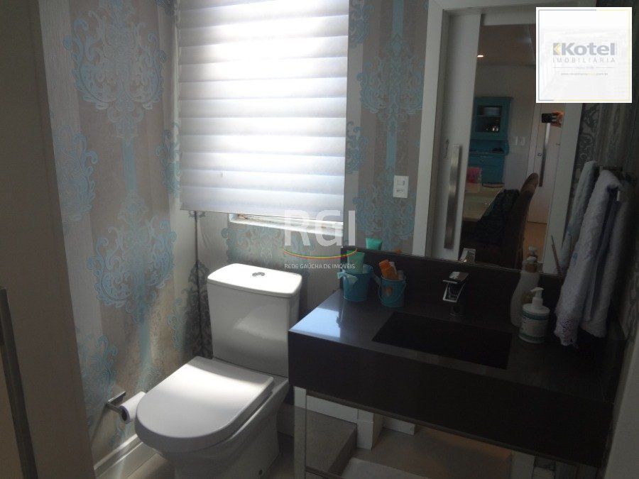 Cobertura para Venda - 267m², 3 dormitórios, sendo 1 suites, 2 vagas - Menino Deus — foto 5