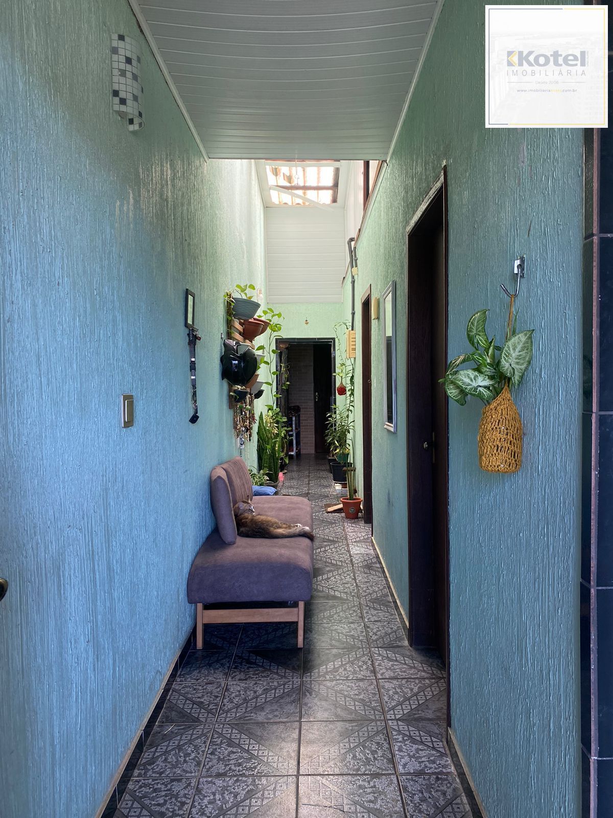 Casa 3 dormitórios com amplo terreno — foto 3