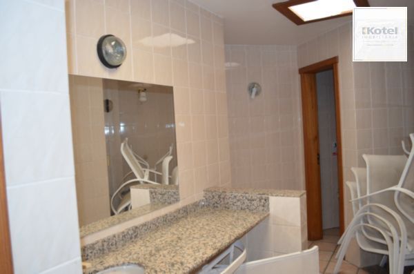 Apartamento para Venda - 71.75m², 2 dormitórios, 1 vaga - Petrópolis