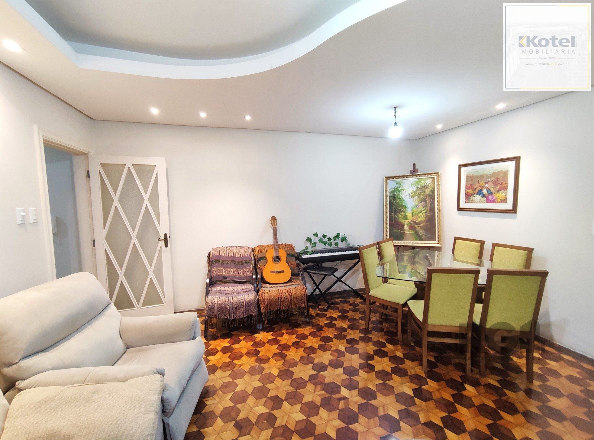 Apartamento 3 dormitórios com churrasqueira no Bom Fim