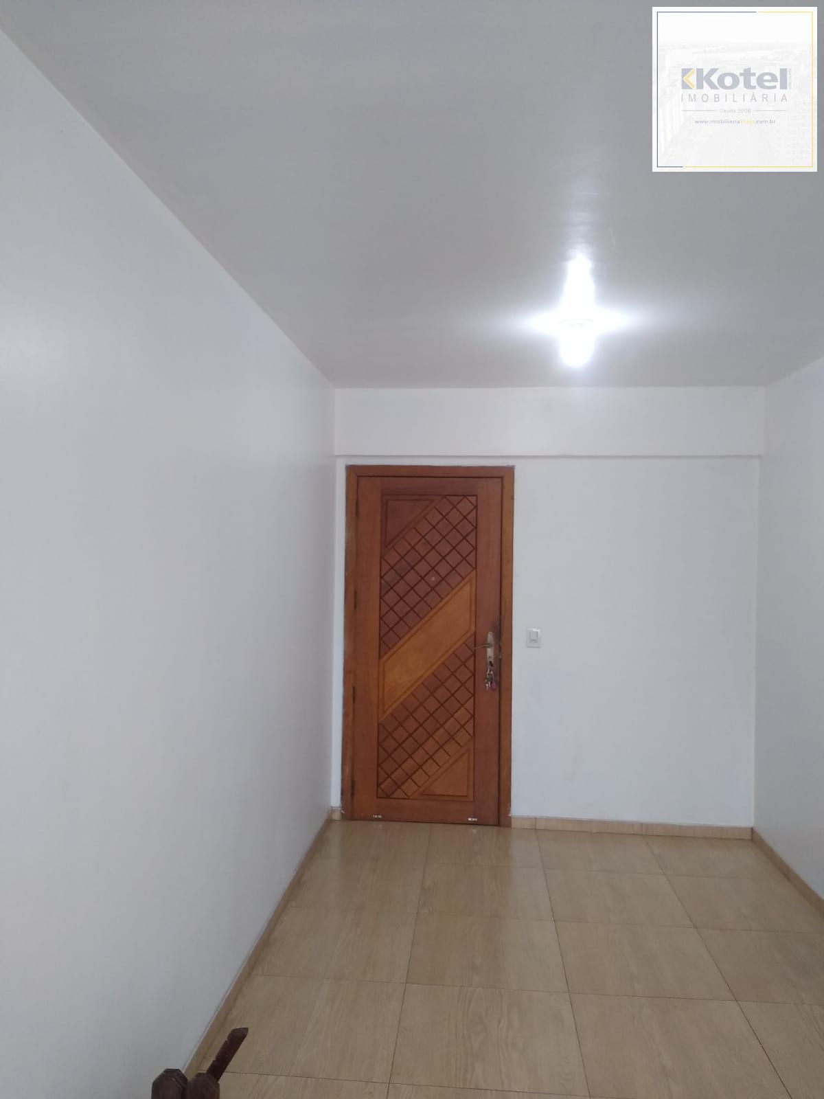 1 DORMITÓRIO COM VAGA PERTO DA PUC | DESOCUPADO — foto 4