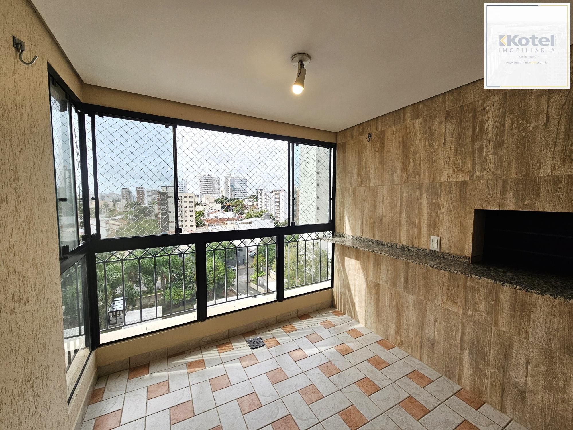 Apartamento 3 Dorm sendo 1 suite e 2 vagas