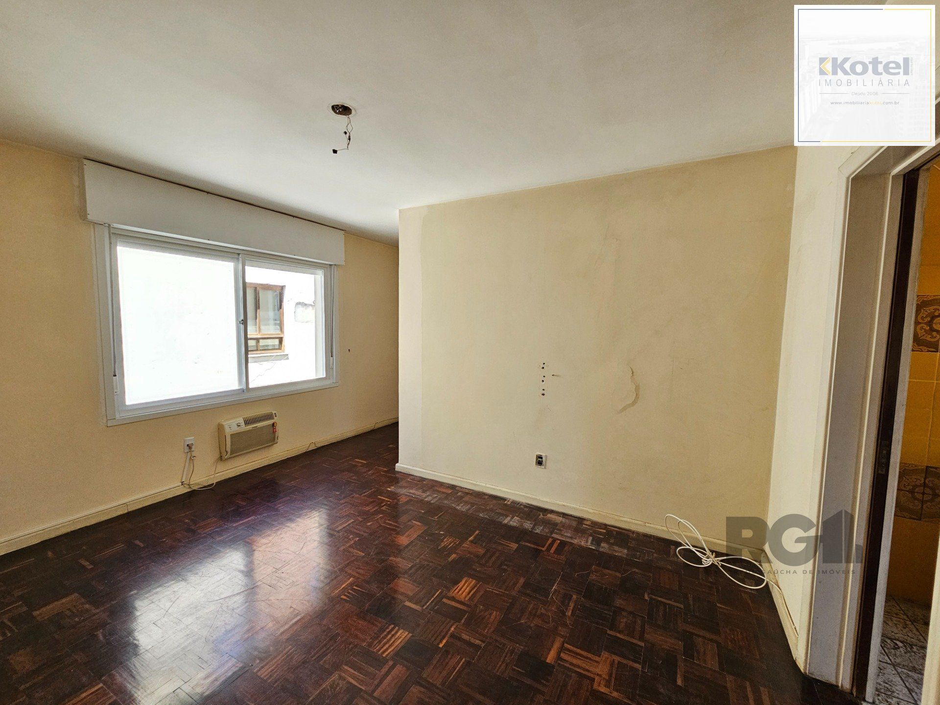 Apartamento para Venda - 94.09m², 3 dormitórios, 2 vagas - Mont Serrat