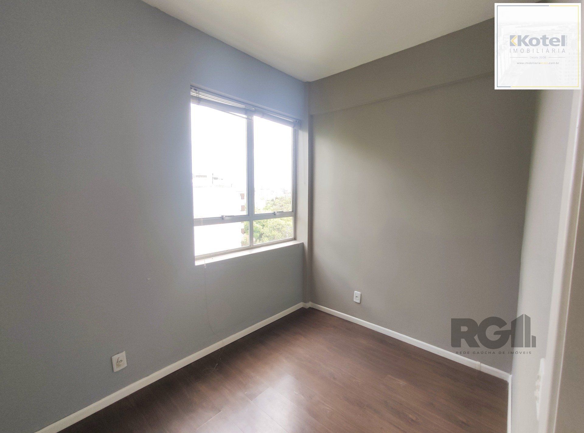 Conjunto/Sala para Venda - 31.9m², 0 dormitórios, Petrópolis — foto 4