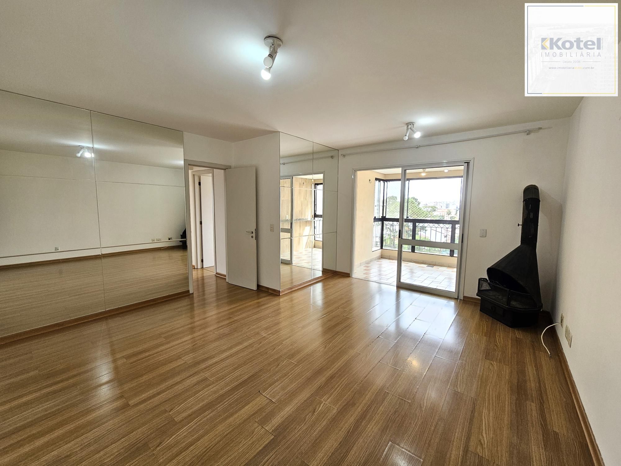 Apartamento 3 Dorm sendo 1 suite e 2 vagas