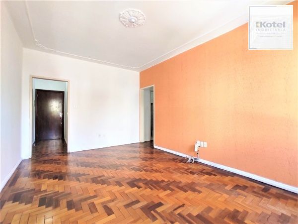 Apartamento 3 dormitórios, com elevador e em frente a Redenção