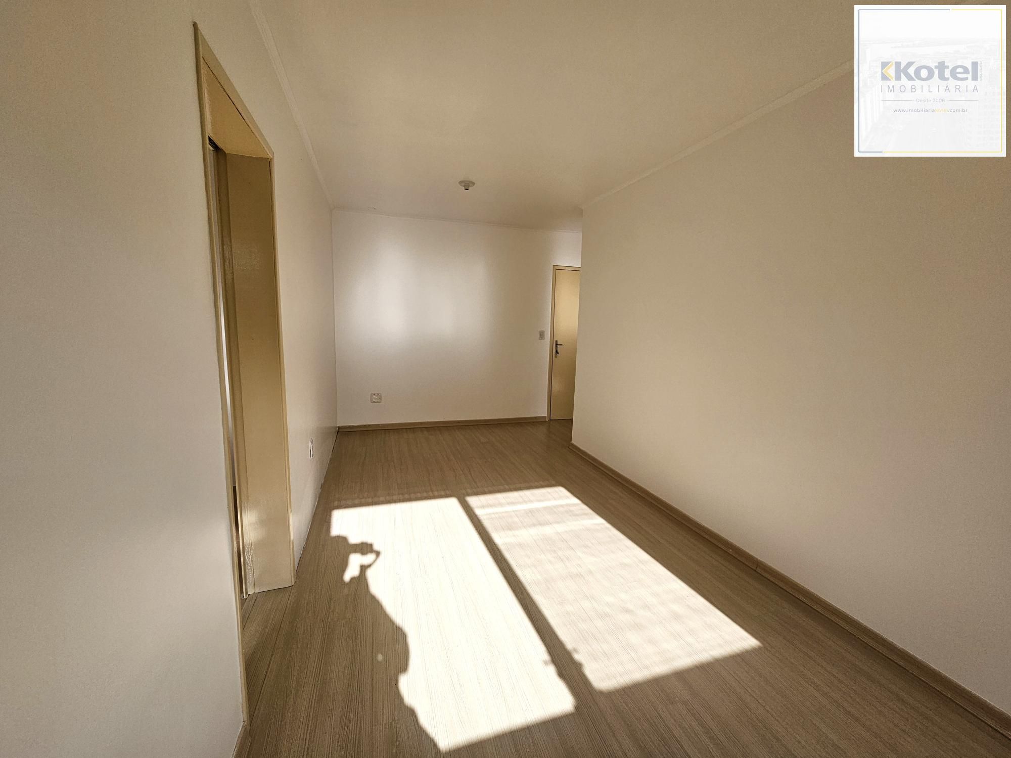 APARTAMENTO ENSOLARADO A POUCOS METROS DO PARQUE MARINHA E DO BEIRA RIO — foto 4