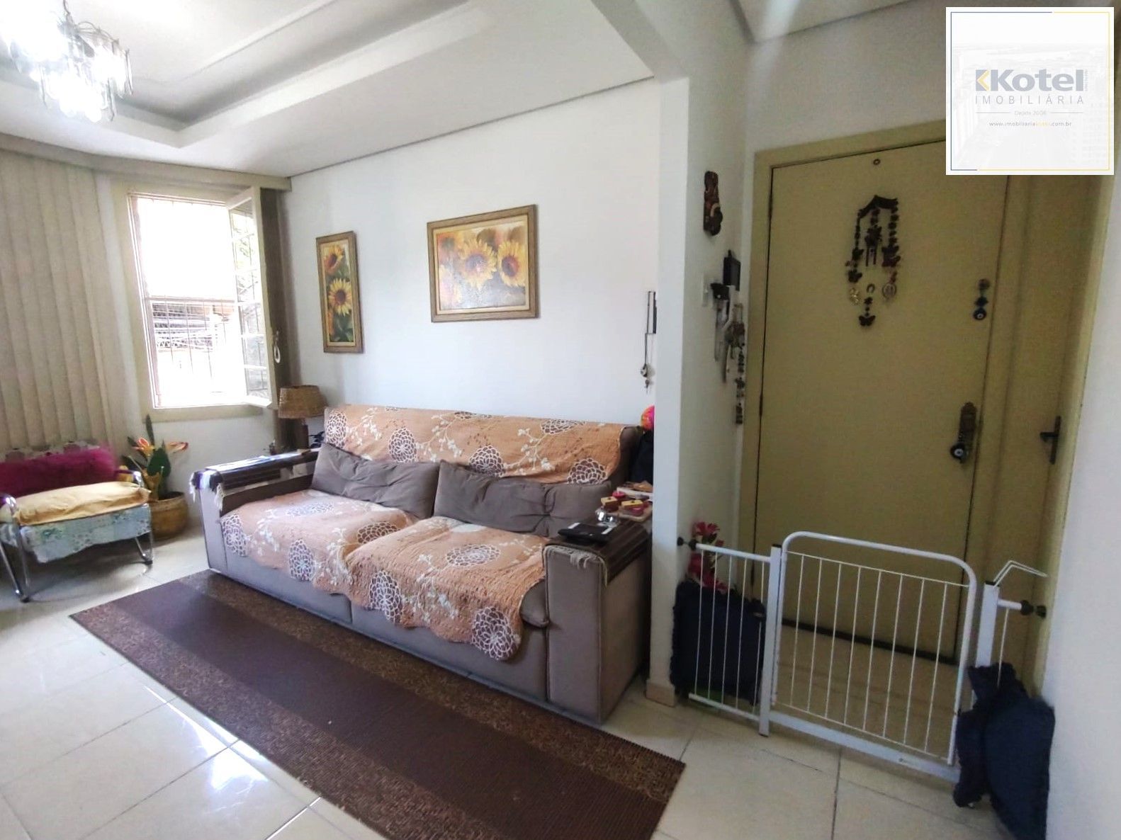 Apartamento 2 dormitórios semimobiliado próximo do Colégio Rosário — foto 5